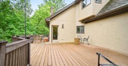 5525 N Oakdale Place, Parkville, MO 64152