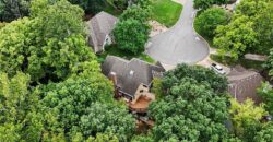 5525 N Oakdale Place, Parkville, MO 64152