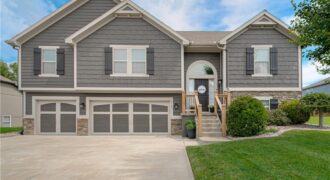 9705 N Windsor Avenue, Kansas City, MO 64157