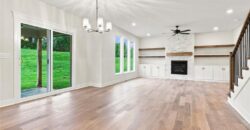 13522 Oakridge Drive, Kearney, MO 64060