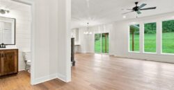 13522 Oakridge Drive, Kearney, MO 64060