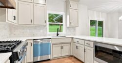 13522 Oakridge Drive, Kearney, MO 64060