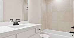 13522 Oakridge Drive, Kearney, MO 64060