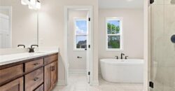 13522 Oakridge Drive, Kearney, MO 64060