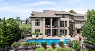 10755 NW 81st Street, Kansas City, MO 64152