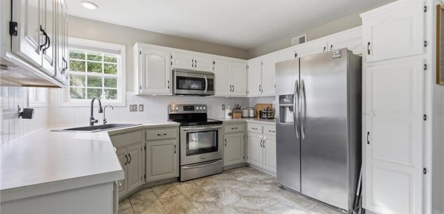 1319 NE 105th Terrace, Kansas City, MO 64155