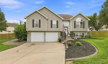 1319 NE 105th Terrace, Kansas City, MO 64155