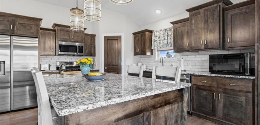 16920 NW 132nd Terrace, Platte City, MO 64079