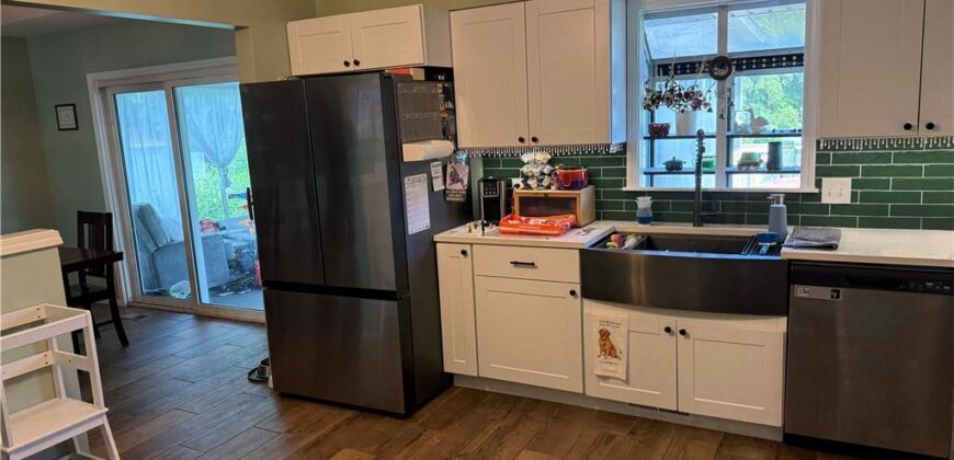7111 Michael Lane, Pleasant Valley, MO 64068