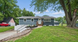 3741 N Brighton Avenue, Kansas City, MO 64117