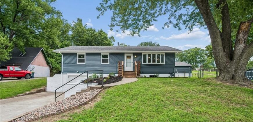 3741 N Brighton Avenue, Kansas City, MO 64117
