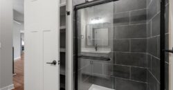5782 NW Black Oak Court, Parkville, MO 64152