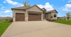 5782 NW Black Oak Court, Parkville, MO 64152