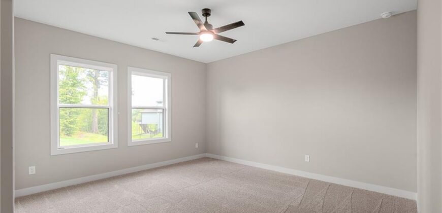 5782 NW Black Oak Court, Parkville, MO 64152