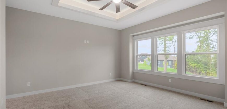 5782 NW Black Oak Court, Parkville, MO 64152