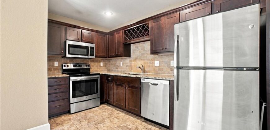 8329 N Spruce Avenue, Kansas City, MO 64119