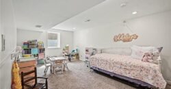 401 NW 71st Street, Kansas City, MO 64118