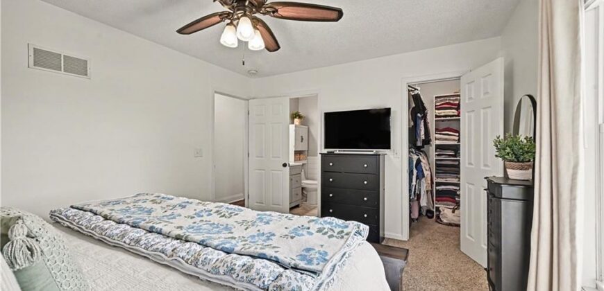 401 NW 71st Street, Kansas City, MO 64118