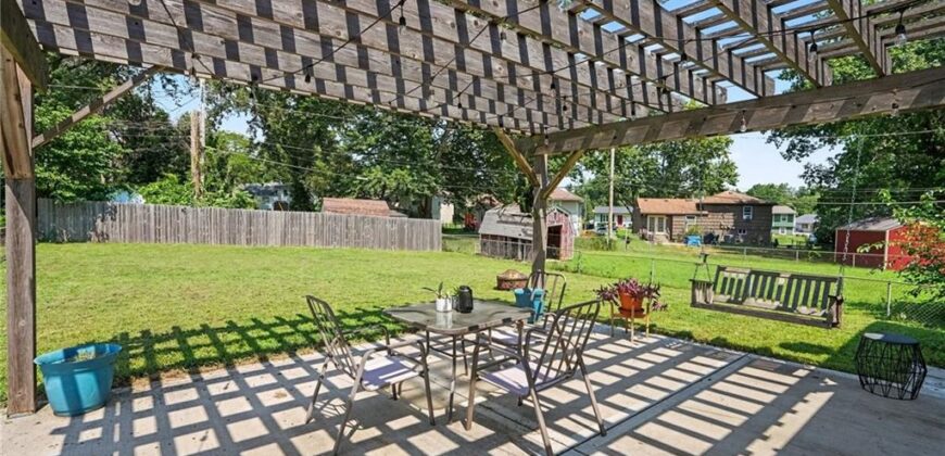 5052 NE 56th Place, Kansas City, MO 64119