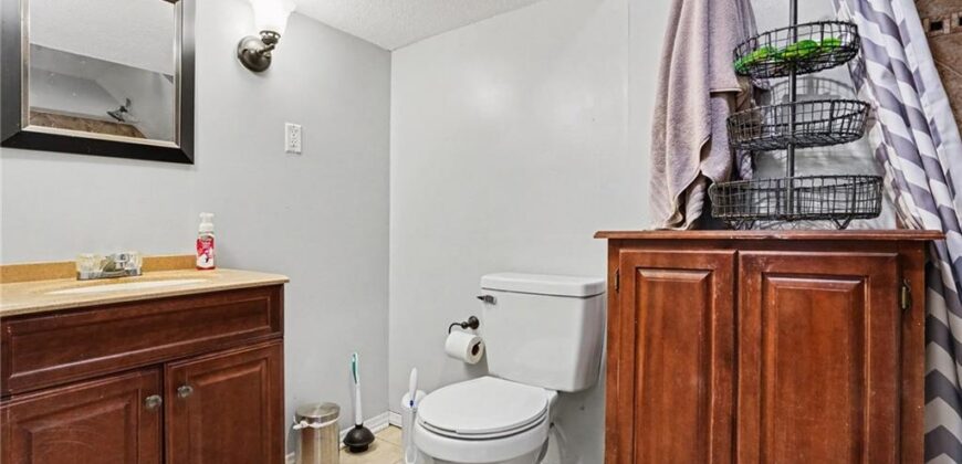 5052 NE 56th Place, Kansas City, MO 64119