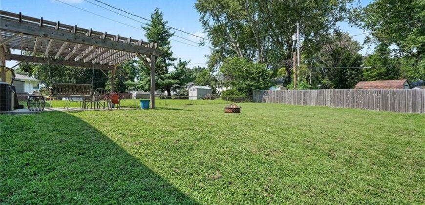 5052 NE 56th Place, Kansas City, MO 64119
