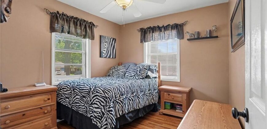 5052 NE 56th Place, Kansas City, MO 64119