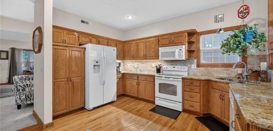 10912 N Wallace Avenue, Kansas City, MO 64157
