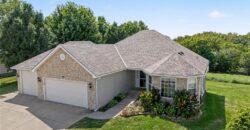 301 Prairie Rose Circle, Smithville, MO 64089