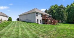 301 Prairie Rose Circle, Smithville, MO 64089