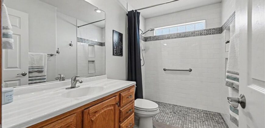 301 Prairie Rose Circle, Smithville, MO 64089