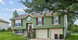 808 Pine Crest Avenue, Kearney, MO 64060