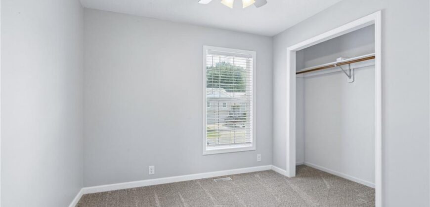 808 Pine Crest Avenue, Kearney, MO 64060