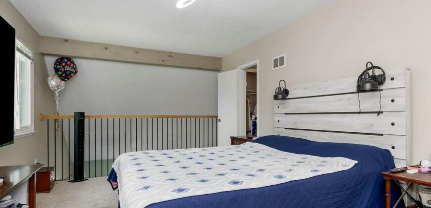 1028 NW 70th Court, Kansas City, MO 64118