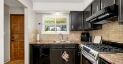 1028 NW 70th Court, Kansas City, MO 64118