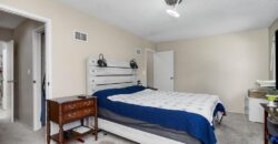 1028 NW 70th Court, Kansas City, MO 64118