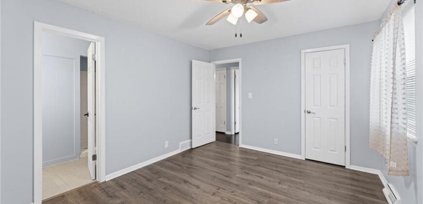 7302 N Woodland Avenue, Gladstone, MO 64118