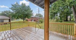 7302 N Woodland Avenue, Gladstone, MO 64118