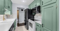 7302 N Woodland Avenue, Gladstone, MO 64118