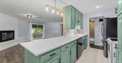 7302 N Woodland Avenue, Gladstone, MO 64118