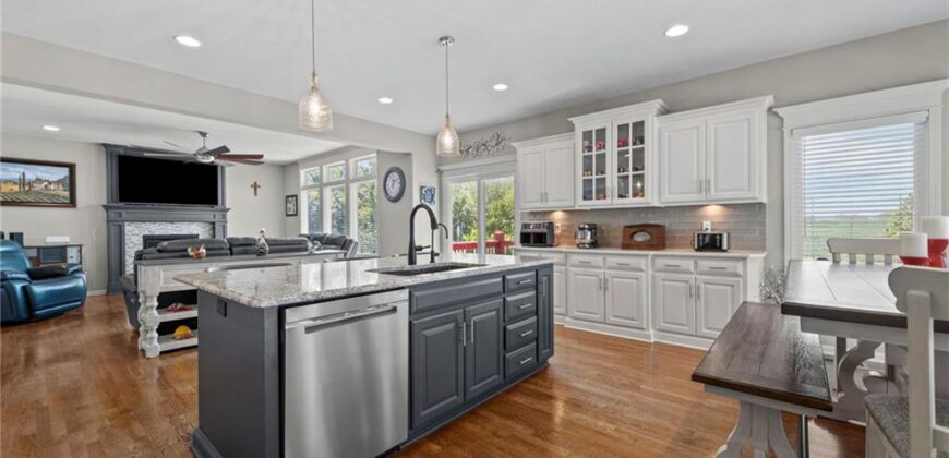 12740 N Imperial Drive, Platte City, MO 64079