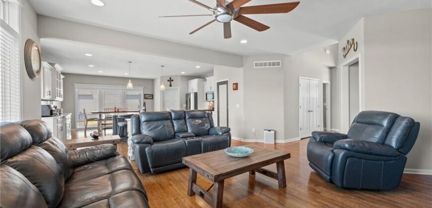 12740 N Imperial Drive, Platte City, MO 64079