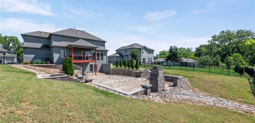 12740 N Imperial Drive, Platte City, MO 64079