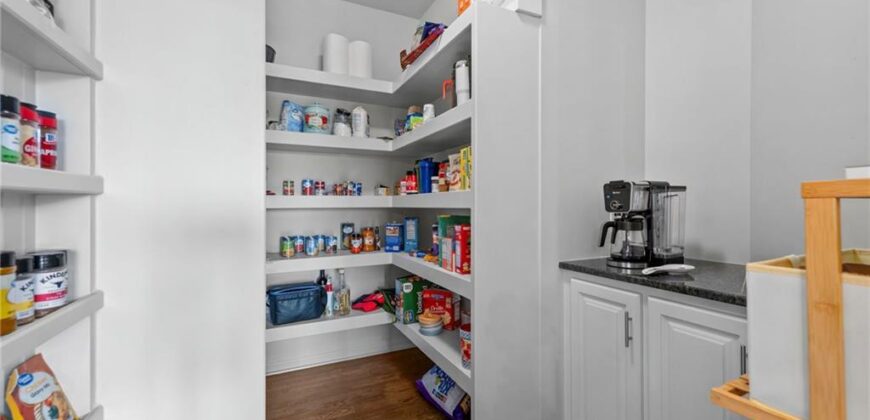 12740 N Imperial Drive, Platte City, MO 64079