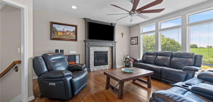 12740 N Imperial Drive, Platte City, MO 64079