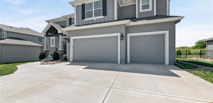 12740 N Imperial Drive, Platte City, MO 64079