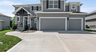 12740 N Imperial Drive, Platte City, MO 64079