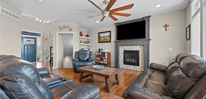 12740 N Imperial Drive, Platte City, MO 64079