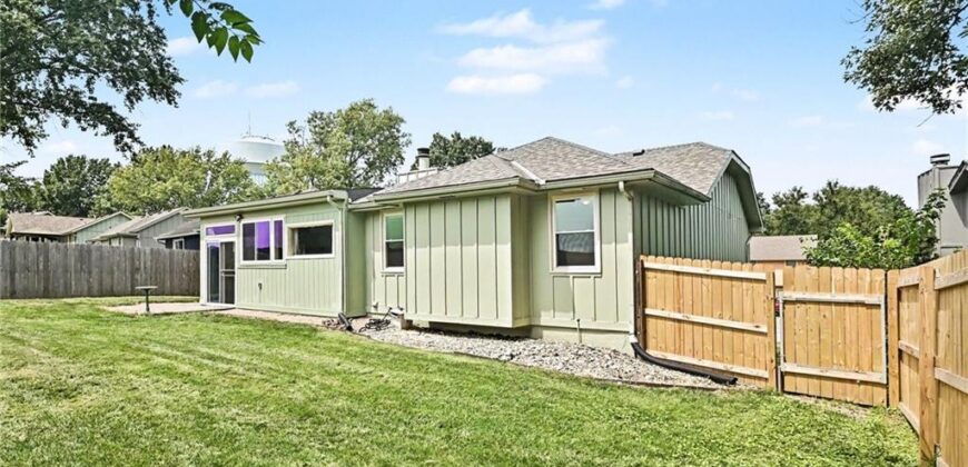 521 Karapat Drive, Kansas City, MO 64155