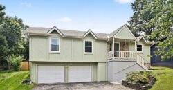 521 Karapat Drive, Kansas City, MO 64155
