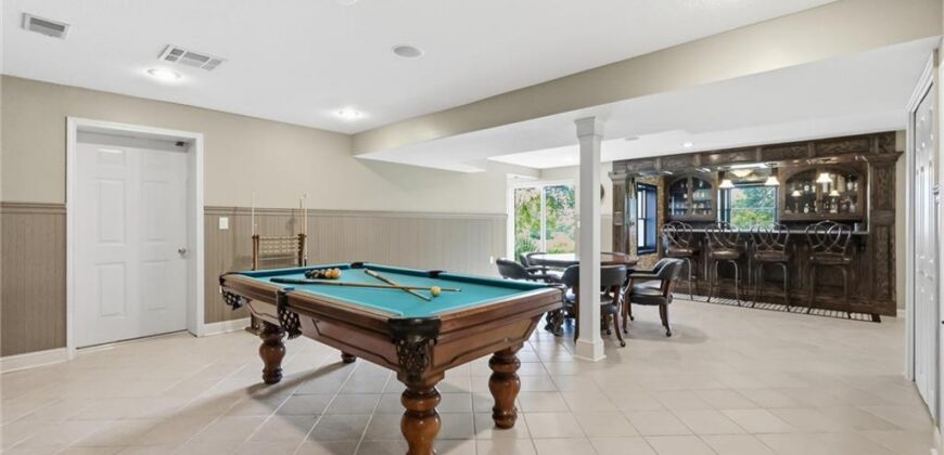 10423 Ridgeview Ave. Avenue, Liberty, MO 64068